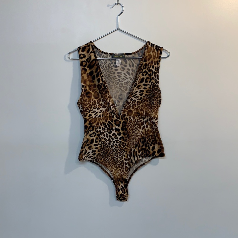 Brat Star one piece size L cheetah print